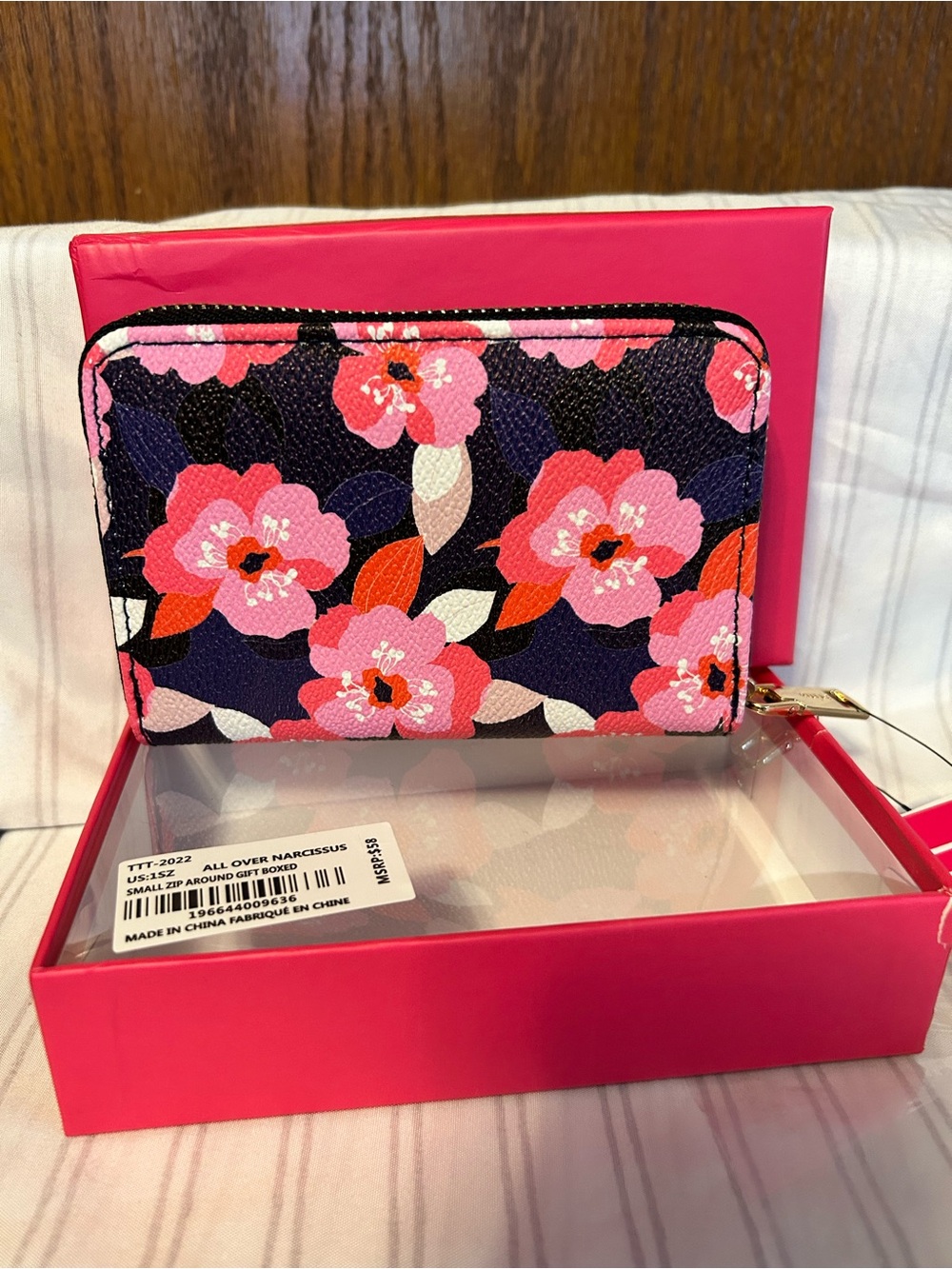 Trina Turk Floral Zip Wallet - Pink & Black New in Box with tags - Picture 4 of 5